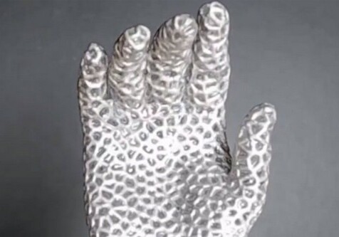 Ученые из США создали руку из жидкого металла
