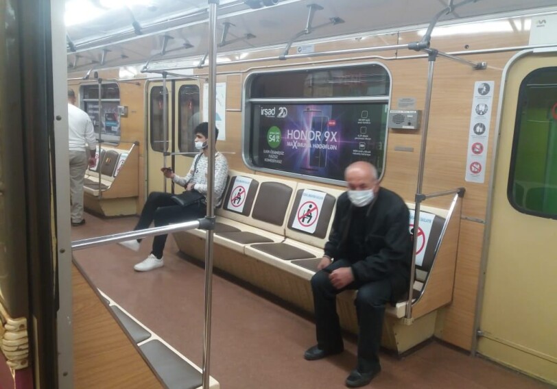 Пассажиры бакинского метро должны соблюдать социальную дистанцию (Фото-Видео-Добавлено)