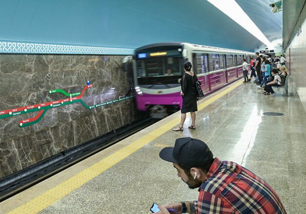 Работа Бакинского метро была приостановлена утром на два часа