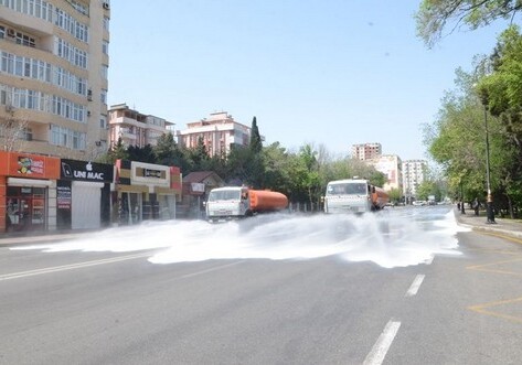 В Баку продезинфицировано более 400 улиц (Фото)