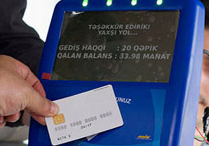 В Баку еще один автобусный маршрут переходит на безналичную систему оплаты