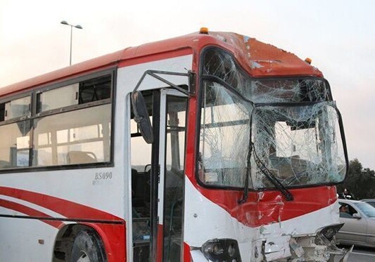В Баку произошло ДТП с участием автобуса: есть погибший (Видео)