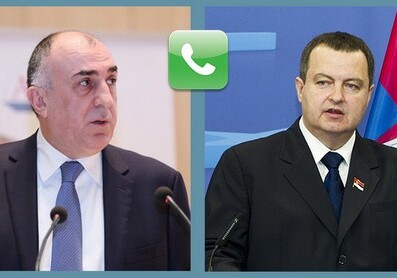 Главы МИД Азербайджана и Сербии провели телефонный разговор