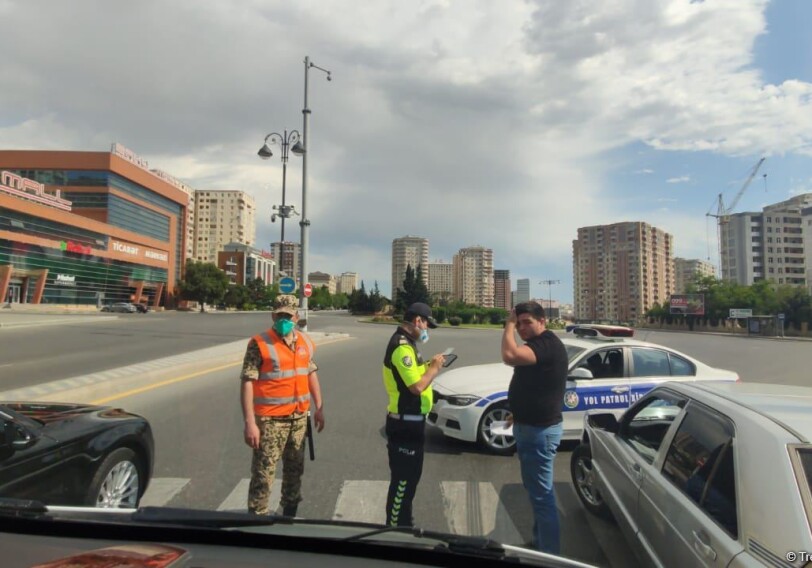Главное управление полиции Баку: На дорогах задерживаются водители, нарушающие режим карантина (Фото)