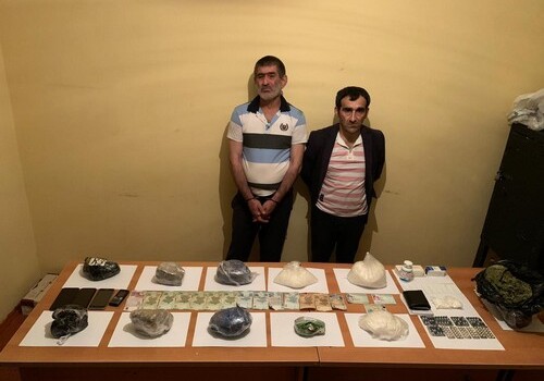 Пресечен ввоз в Азербайджан 9 кг наркотических и психотропных веществ (Фото)