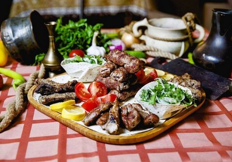 От овдуха до тере: Топ-10 самых популярных летних блюд азербайджанской кухни (Фото)