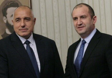 Скандал в Болгарии: премьер обвинил президента в слежке за ним
