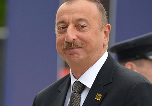 Президент Азербайджана намерен посетить Киев до конца года