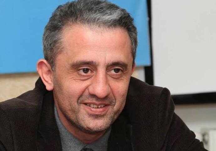 Азербайджанский поэт госпитализирован с подозрением на COVID-19