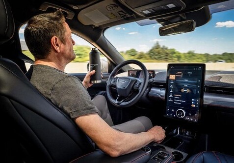 Ford представила собственную систему автономного управления автомобилями
