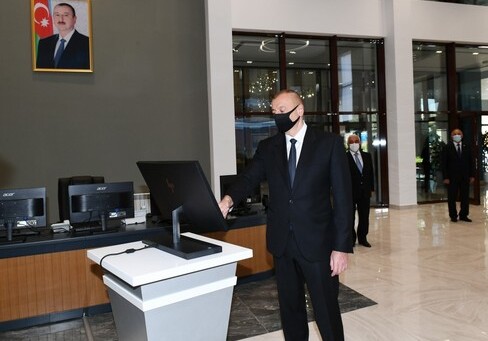 Президент Ильхам Алиев ввел в эксплуатацию теплоэлектростанцию «Азербайджан» и открыл Музей государственных символов (Фото-Обновлено)