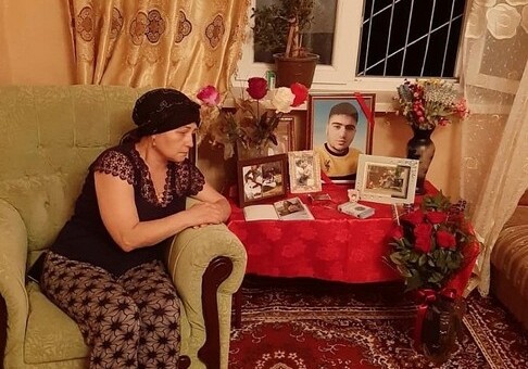 Мама убитого в Волгограде азербайджанского студента: «Я требую пожизненного наказания убийце моего сына» (Фото-Видео)
