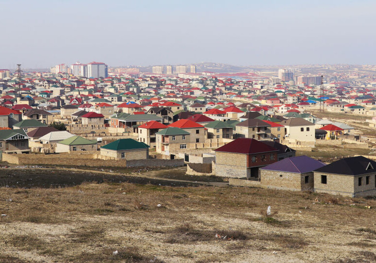 Карантин повлиял на стоимость аренды жилья в пригородах Баку