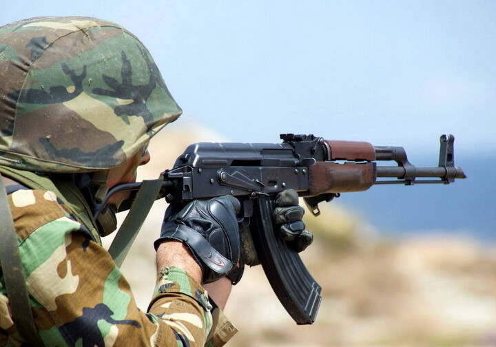 ВС Армении обстреляли позиции Азербайджанской армии из пулеметов и снайперских винтовок