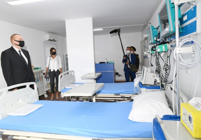 В Хатаинском районе открылся госпиталь модульного типа для лечения больных коронавирусом - Президент Азербайджана и первая леди приняли участие (Видео-Добавлено)