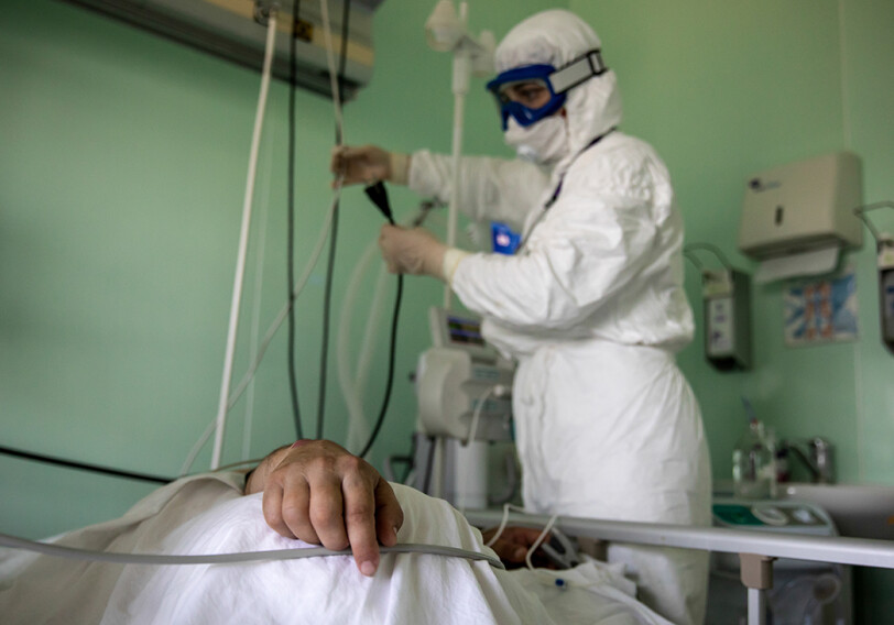 В России за сутки от коронавируса скончались 198 человек