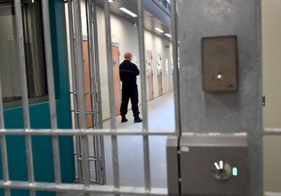 В Азербайджане в период пандемии освобождено около 1000 заключенных