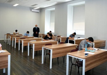 Вступительные экзамены в вузы Азербайджана могут начаться 13-14 августа