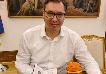 Мечта детства: президент Сербии пошел учиться на баскетбольного тренера