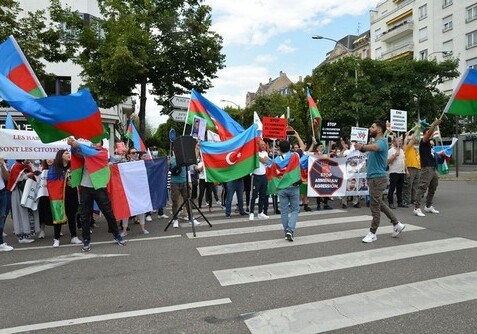 В Страсбурге состоялось шествие в знак протеста против оккупационной политики Армении (Фото)
