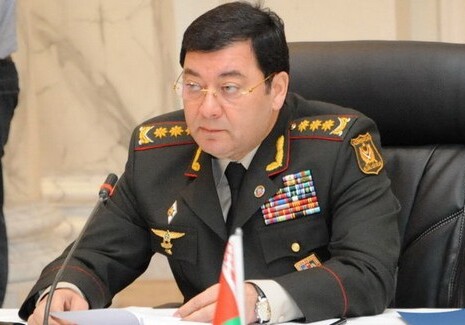 Слухи об отставке Наджмеддина Садыкова являются дезинформацией – Минобороны АР