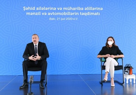 Президент Ильхам Алиев: «Проблемы семей шехидов, инвалидов войны постоянно находятся в центре внимания»