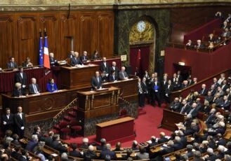 Французские парламентарии обратились к Макрону в связи с армянской агрессией