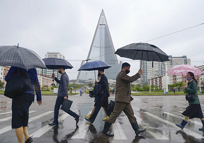 Северная Корея сообщила о первом случае подозрения на коронавирус в стране
