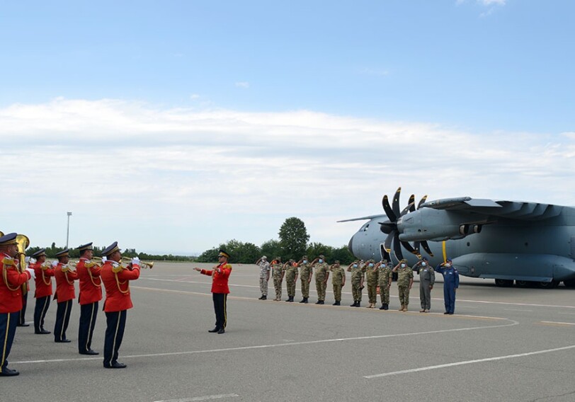 Представители ВВС Турции прибыли в Гянджу (Фото-Видео)