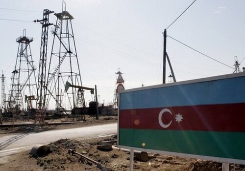 Стоимость барреля нефти марки «Азери Лайт» превысила 47 долларов