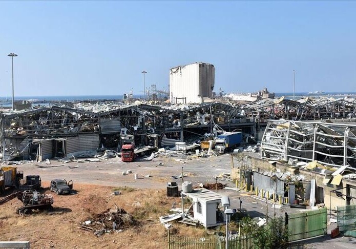 Число жертв взрыва в порту Бейрута достигло 154