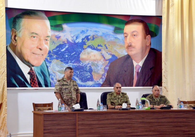 Минобороны и Военная прокуратура Азербайджана проводят совместные мероприятия в воинских частях в прифронтовой зоне (Фото)