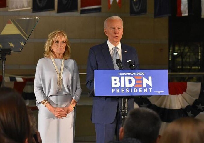 Джо Байден официально стал кандидатом в президенты США от демократов