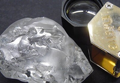 В ЮАР нашли алмаз весом 442 карата
