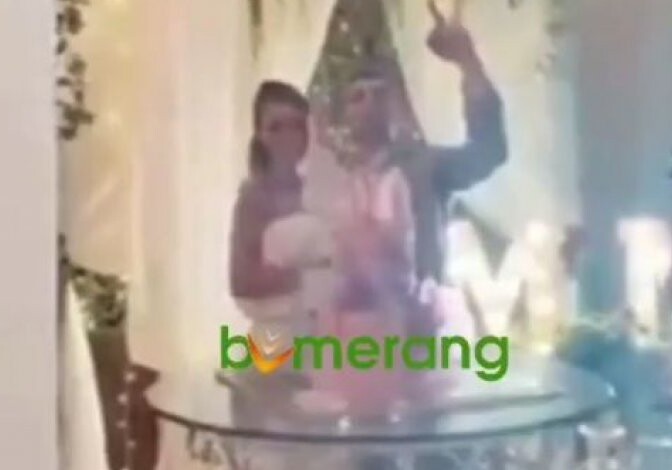 В сети распространились кадры со свадьбы внука Хады Раджабли (Видео)