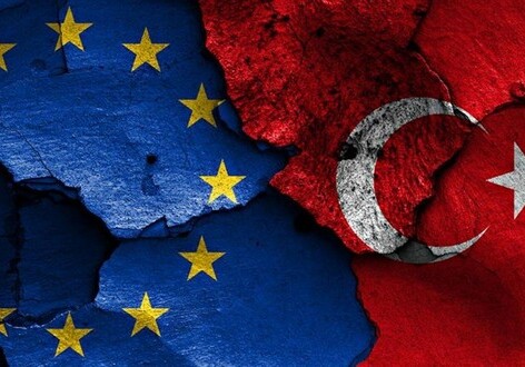 ЕС введет санкции против Турции за буровую деятельность в Средиземноморье