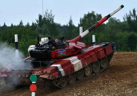 Азербайджанские танкисты вышли в полуфинал конкурса «Танковый биатлон» (Фото)