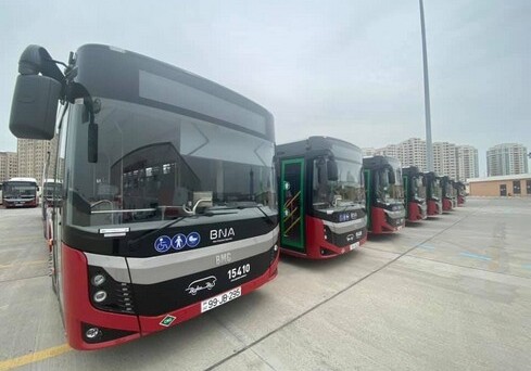 В Баку доставлены новые автобусы