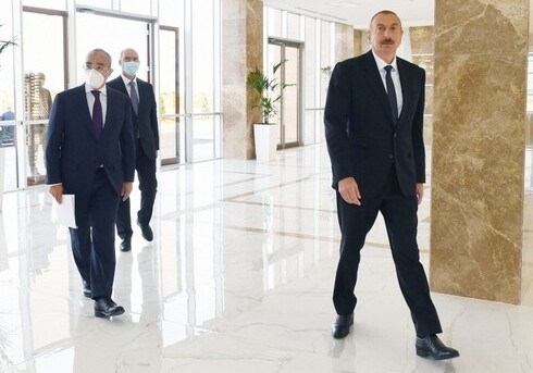 Президент Ильхам Алиев принял участие в открытии Центра профобразования в Сумгайыте (Фото-Видео-Обновлено)