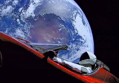 Tesla Roadster Илона Маска пролетел рядом с Марсом