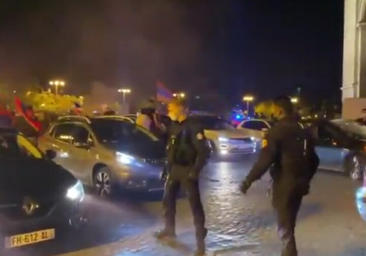 Полиция разогнала акцию в поддержку Армении в Париже (Видео)