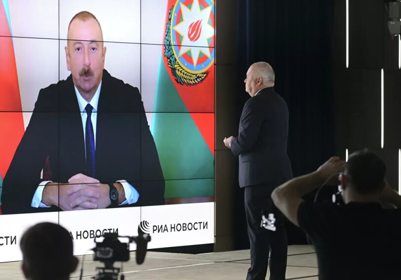 Президент Азербайджана дал интервью российскому агентству РИА Новости (Обновлено)