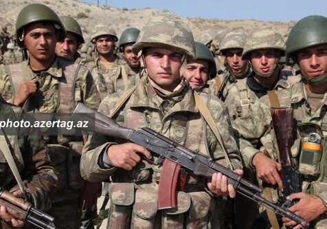 Герои наших дней: азербайджанские бойцы проявляют большое мужество на поле боя (Фото)