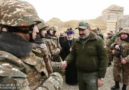 Пашинян отказался от мирных переговоров с Азербайджаном