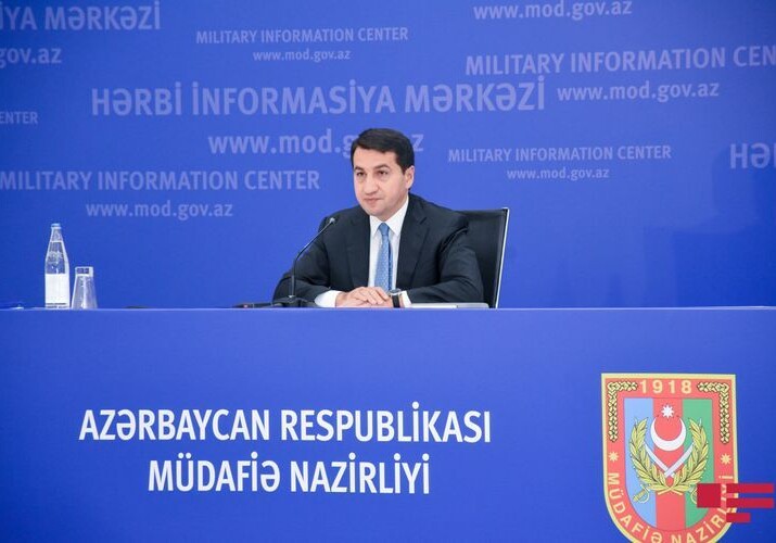 Хикмет Гаджиев: «Азербайджан в одностороннем порядке выразил готовность вернуть тела, но Армения еще не ответила»