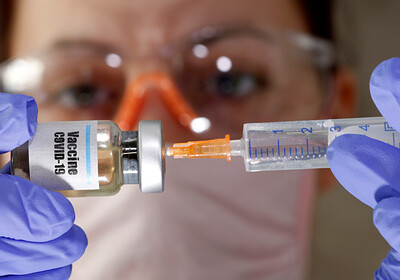 Европу предупредили о возможной нехватке вакцины от коронавируса