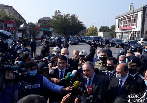 Иностранные дипломаты ознакомились со следами армянского террора в Барде (Фото)