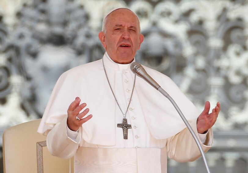 Папа Римский призвал мировое сообщество помочь диалогу в Карабахе