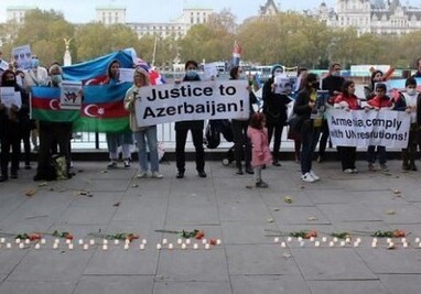 В Лондоне почтили память жертв армянского террора (Фото)