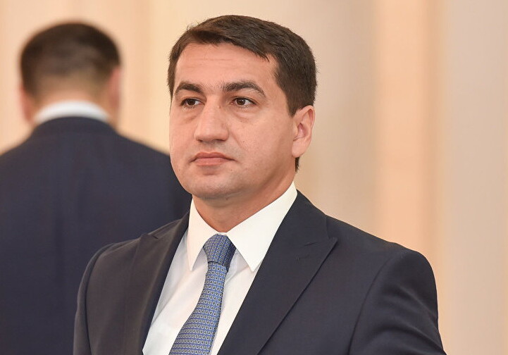 Хикмет Гаджиев: «Правительство Азербайджана готово предоставить армянской общине Карабаха хорошие условия для жизни» (Видео)